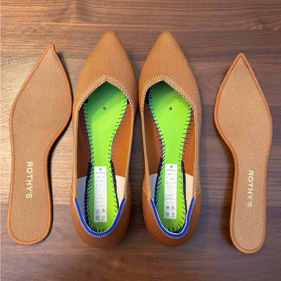 Rothys The Point flat in Fawn - Picture 2 of 5